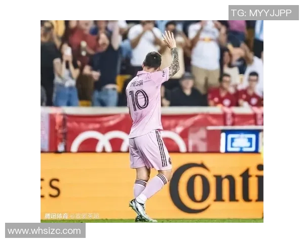 足球明星回归乌克兰故乡感人视频引发球迷热议与共鸣 足球明星回归乌克兰故乡感人视频引发球迷热议与共鸣